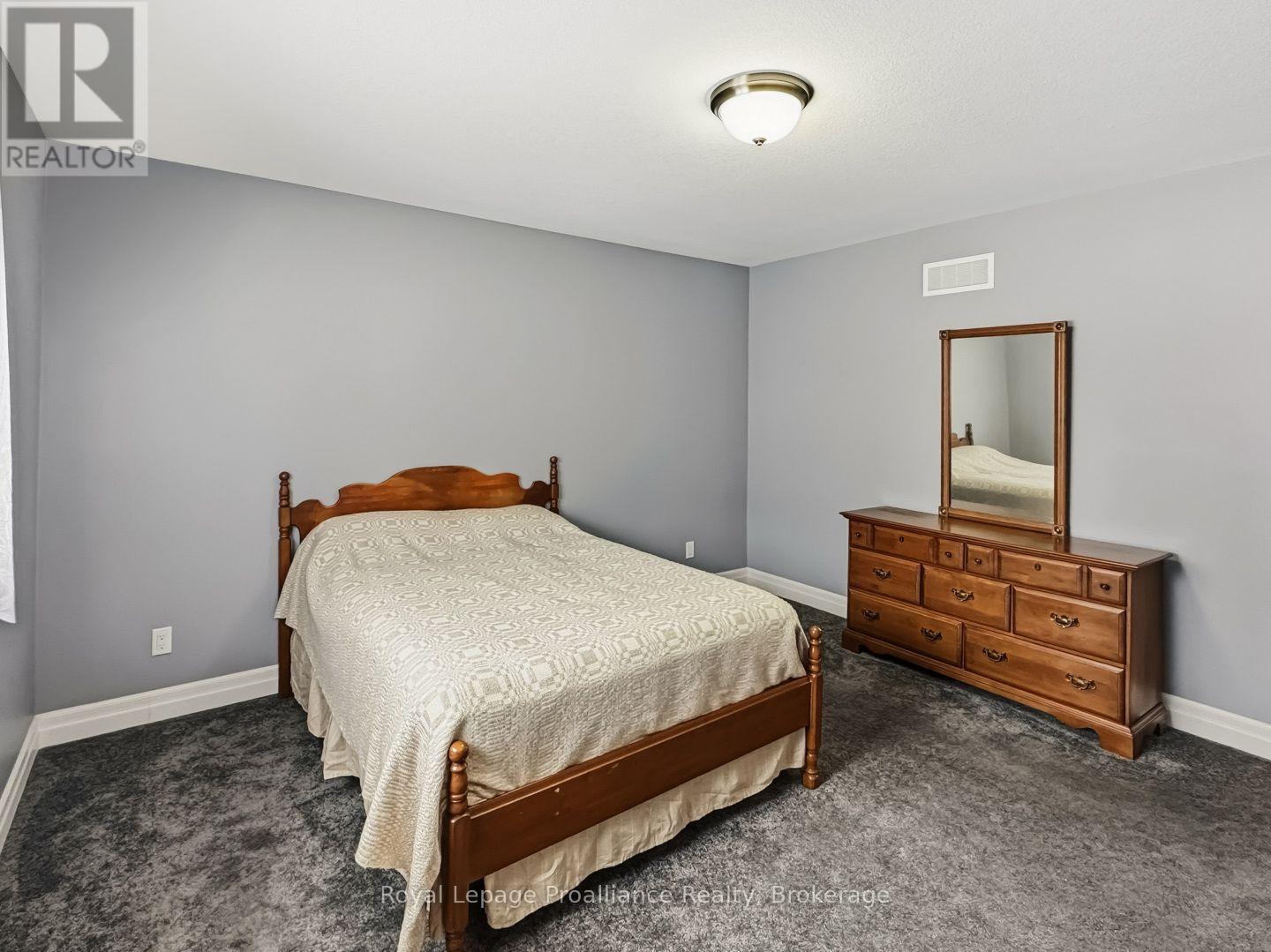 8 Tessa Boulevard, Belleville, Ontario  K8N 4Z5 - Photo 16 - X13710688