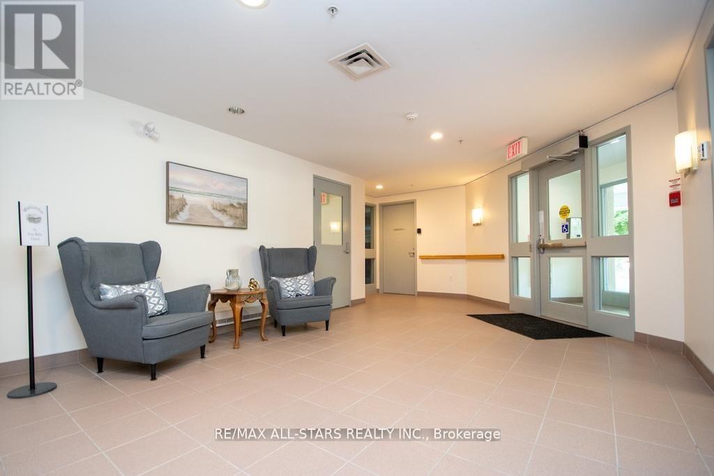 106 - 8 Huron Street, Kawartha Lakes, Ontario  K9V 6K3 - Photo 4 - X13710812