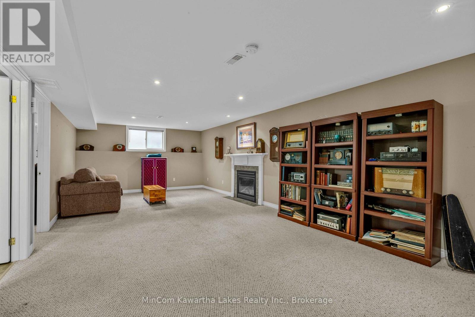 1069 Silverdale Road, Peterborough (Otonabee Ward 1), Ontario  K9J 7W5 - Photo 27 - X13710886