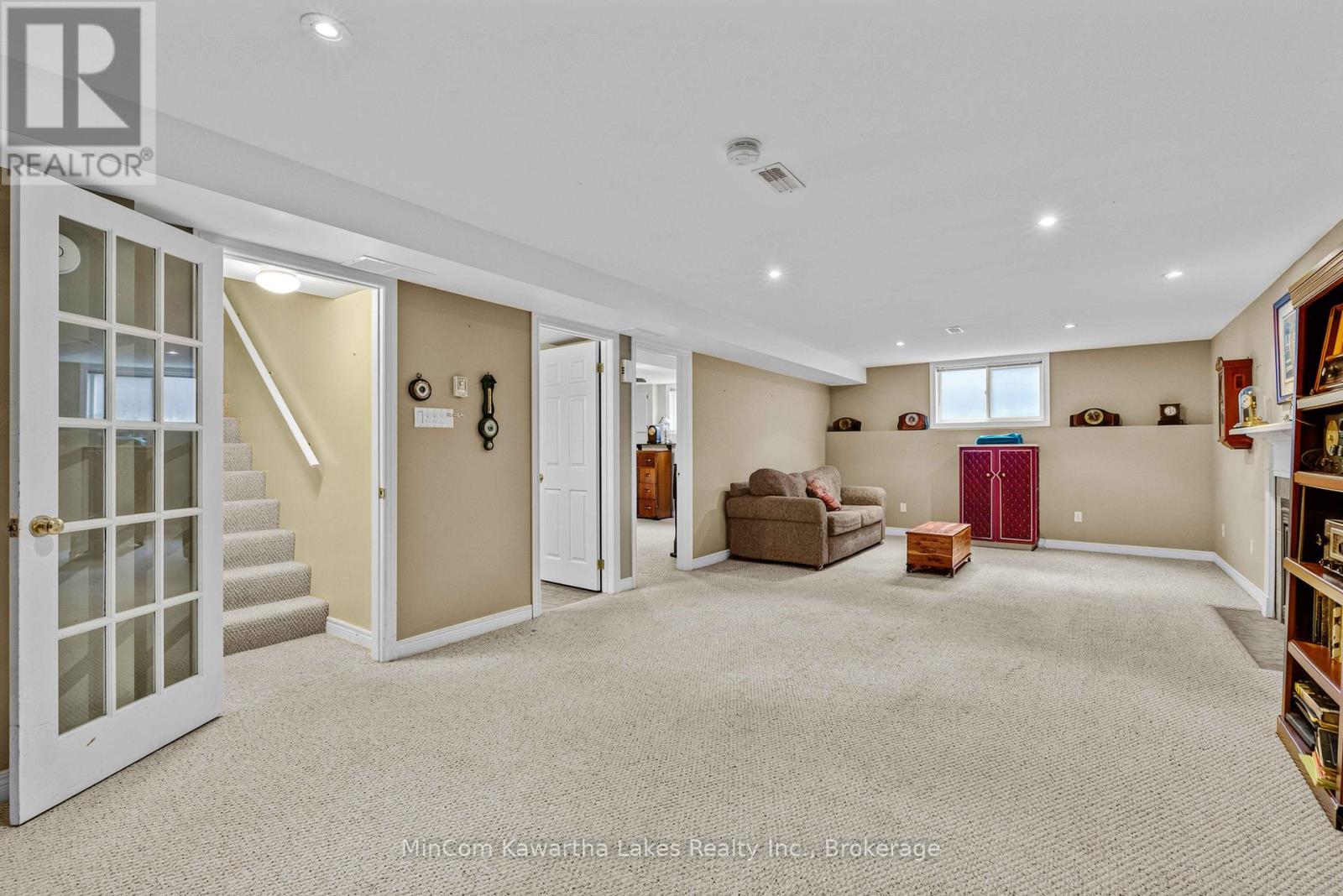 1069 Silverdale Road, Peterborough (Otonabee Ward 1), Ontario  K9J 7W5 - Photo 29 - X13710886