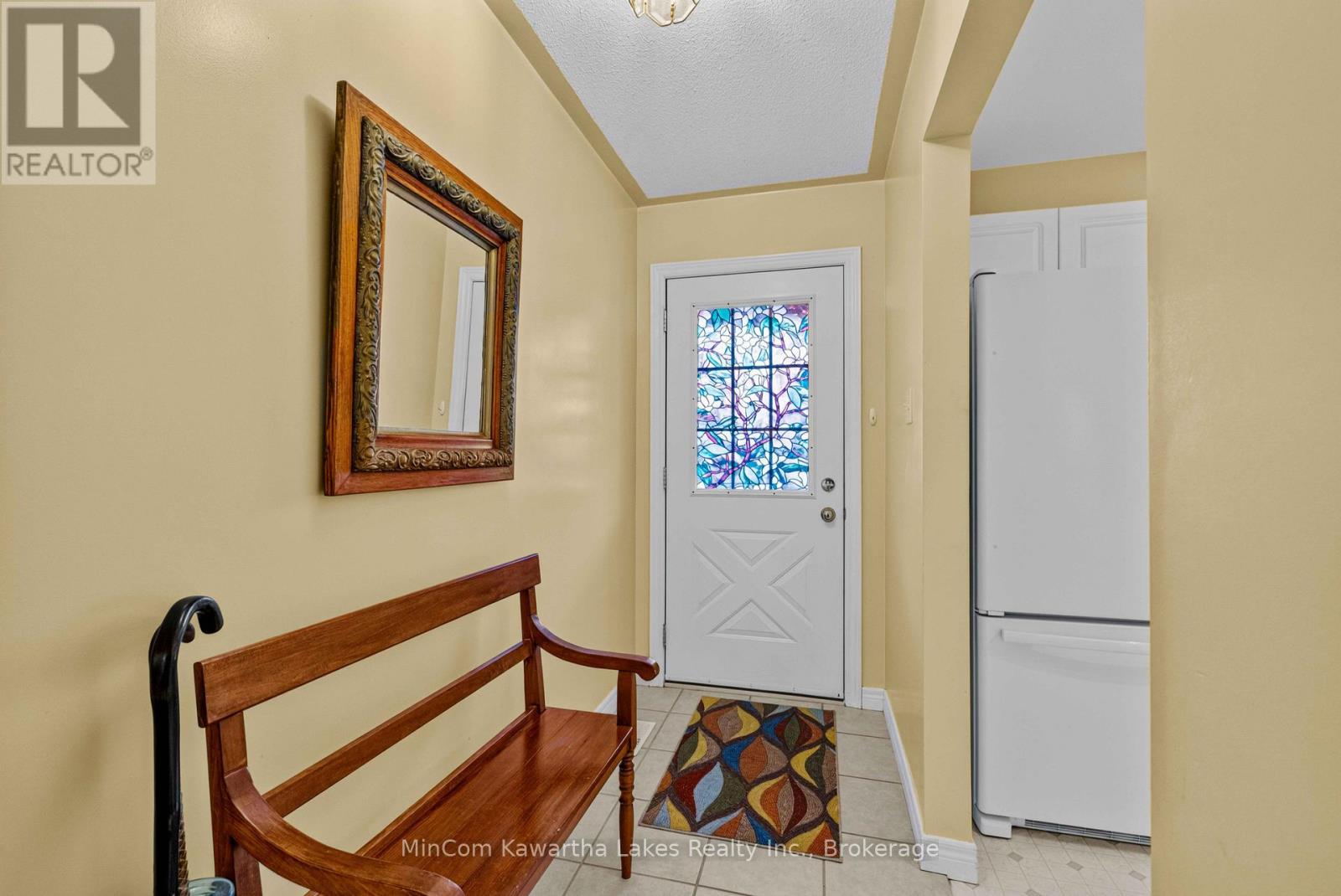 1069 Silverdale Road, Peterborough (Otonabee Ward 1), Ontario  K9J 7W5 - Photo 3 - X13710886