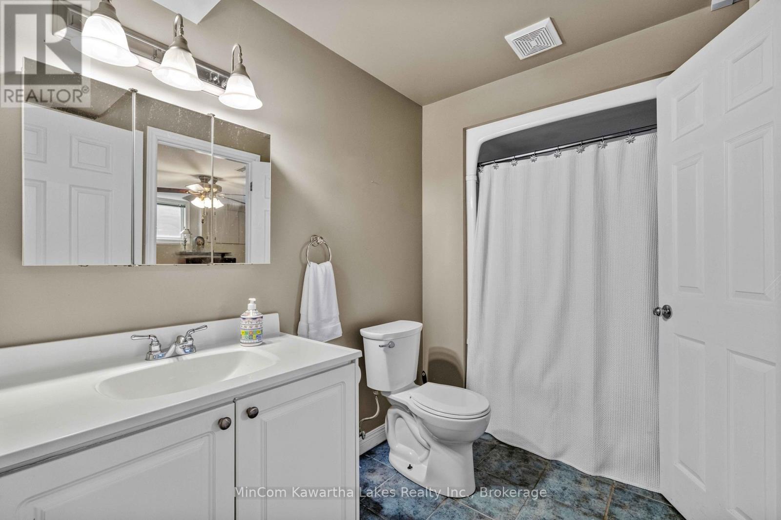 1069 Silverdale Road, Peterborough (Otonabee Ward 1), Ontario  K9J 7W5 - Photo 34 - X13710886