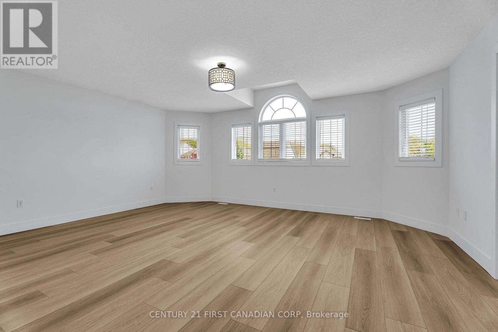 799 Oakcrossing Road, London North, Ontario  N6H 5V9 - Photo 21 - X13710894