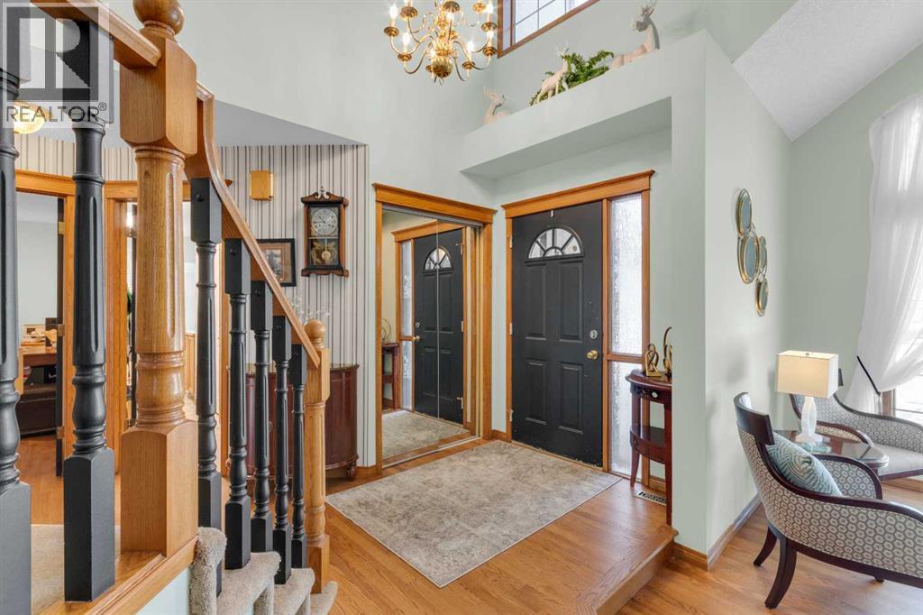4 Hamptons Heath Nw, Calgary, Alberta  T3A 5E8 - Photo 2 - A2316726