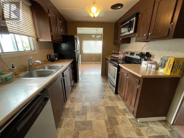 142 Third St, Dryden, Ontario  P8N 2V7 - Photo 3 - TB2602512