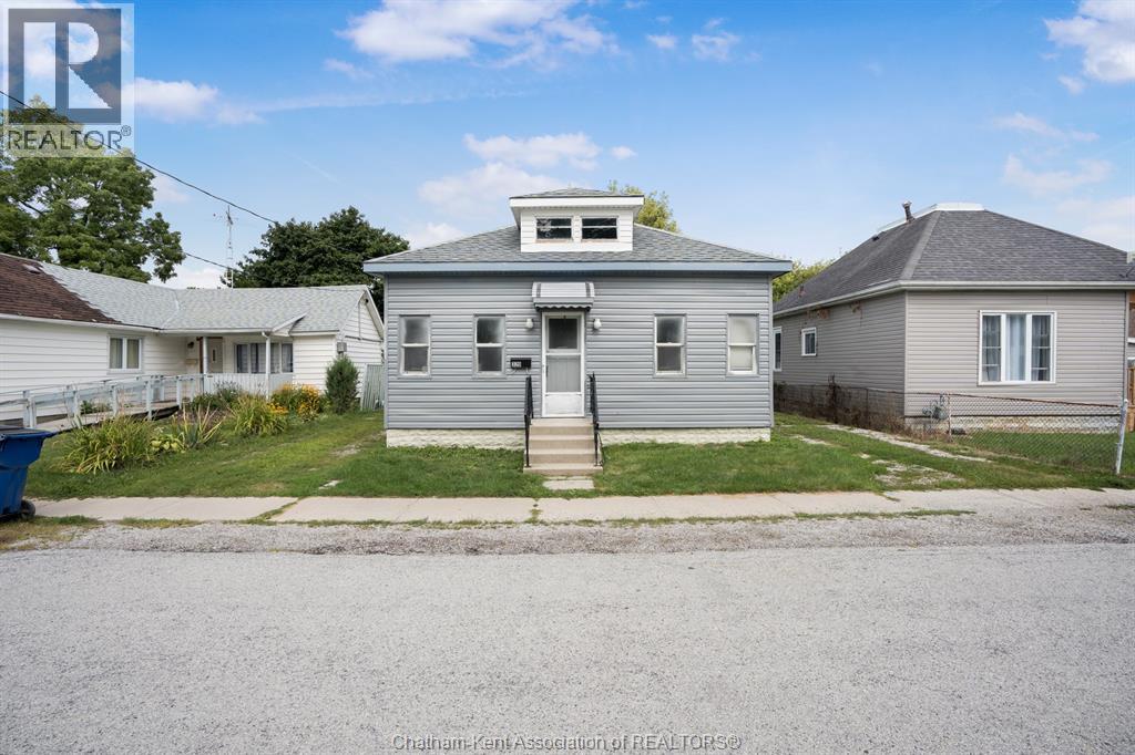 320 Lafontaine Street, Wallaceburg, Ontario  N8A 4H9 - Photo 40 - 26020621