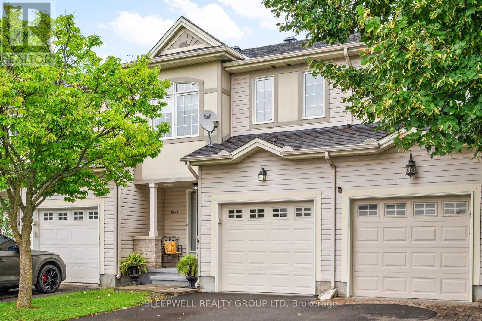 5573 Doctor Leach Drive, Ottawa, Ontario  K4M 1L7 - Photo 2 - X13710852