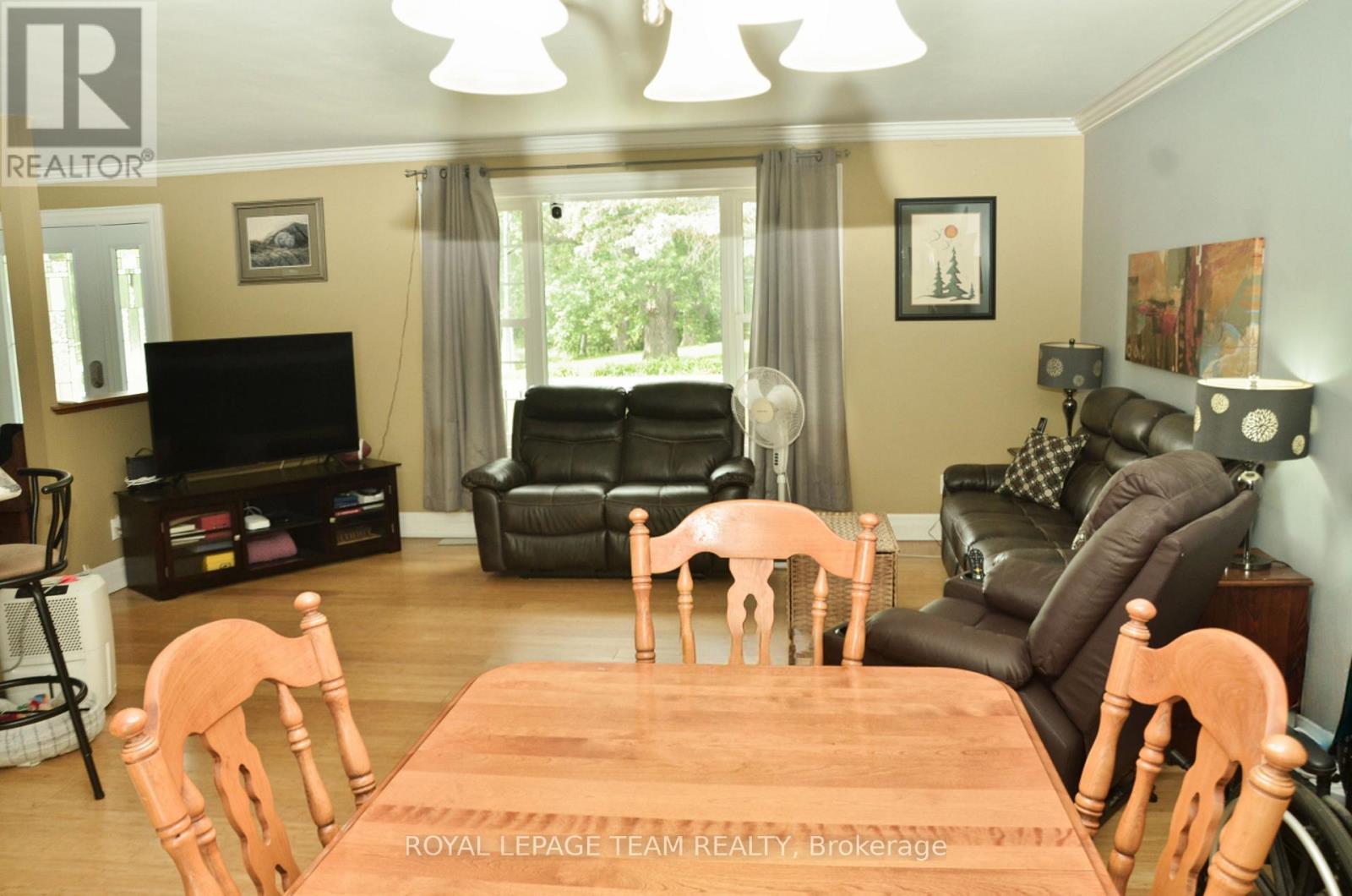 12078 Lakeshore Drive E, South Dundas, Ontario  K0C 1X0 - Photo 10 - X13710874