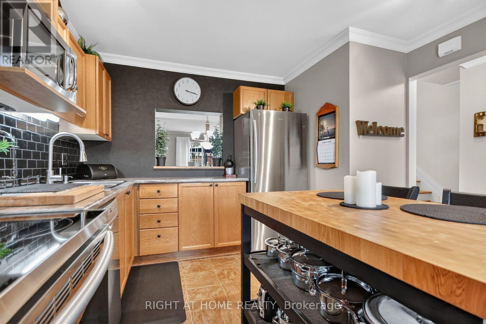 192 Monterey Drive, Ottawa, Ontario  K2H 7A8 - Photo 5 - X13710880