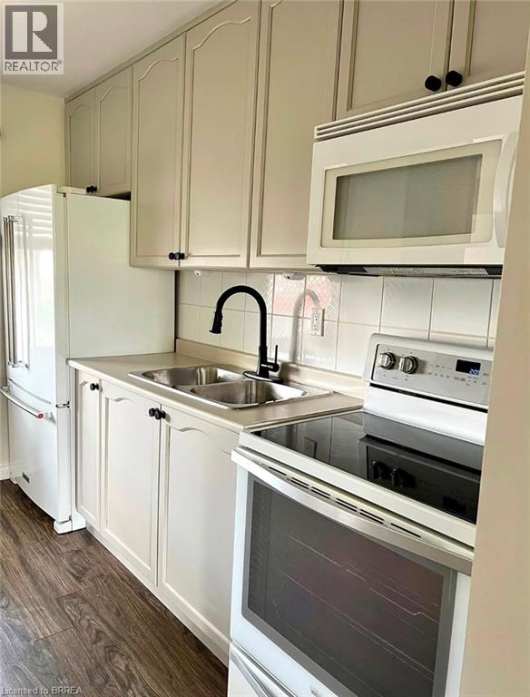 62 Tivoli Drive Unit# 50, Hamilton, Ontario  L9C 2E4 - Photo 2 - 40857831