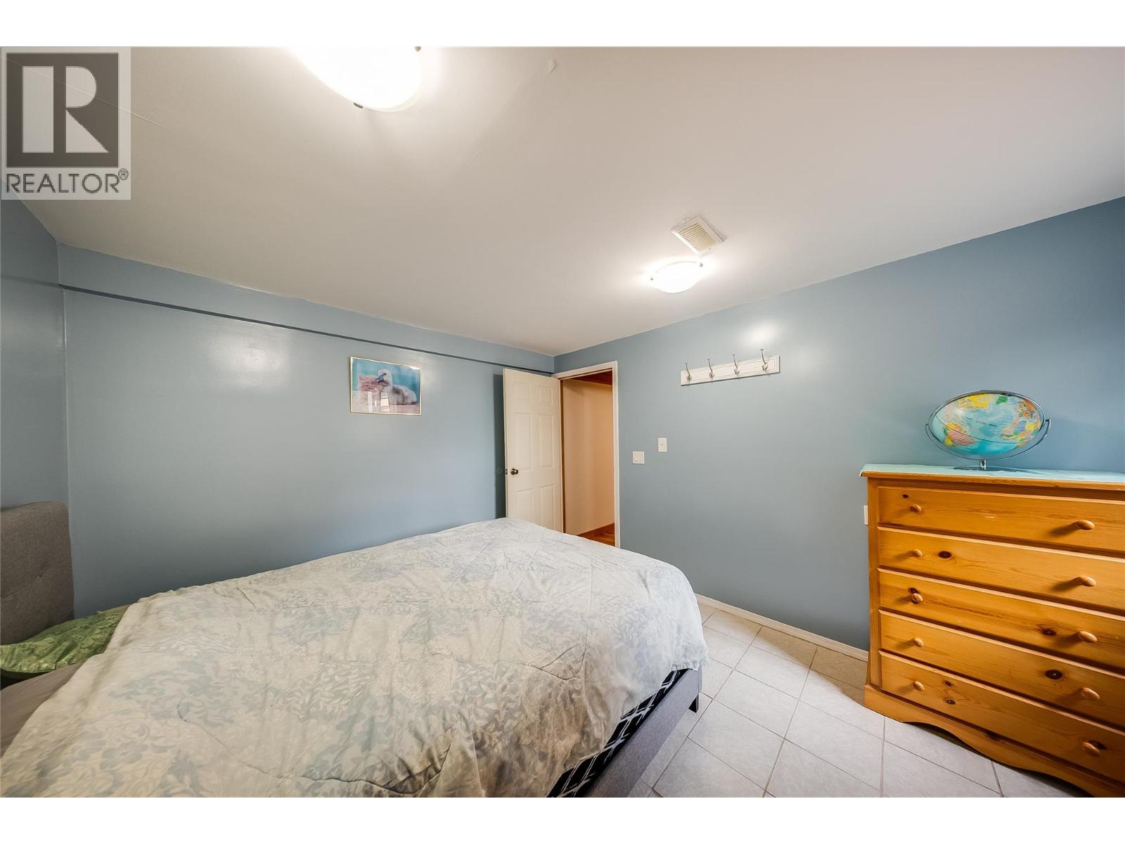 3509 5th Avenue, Castlegar, British Columbia  V1N 2V8 - Photo 38 - 10398093