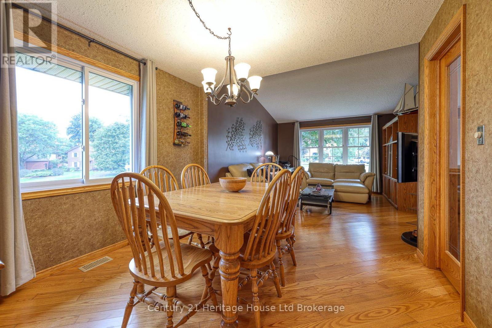 81 Glenn Avenue N, South-West Oxford, Ontario  N4S 7V6 - Photo 9 - X13710808
