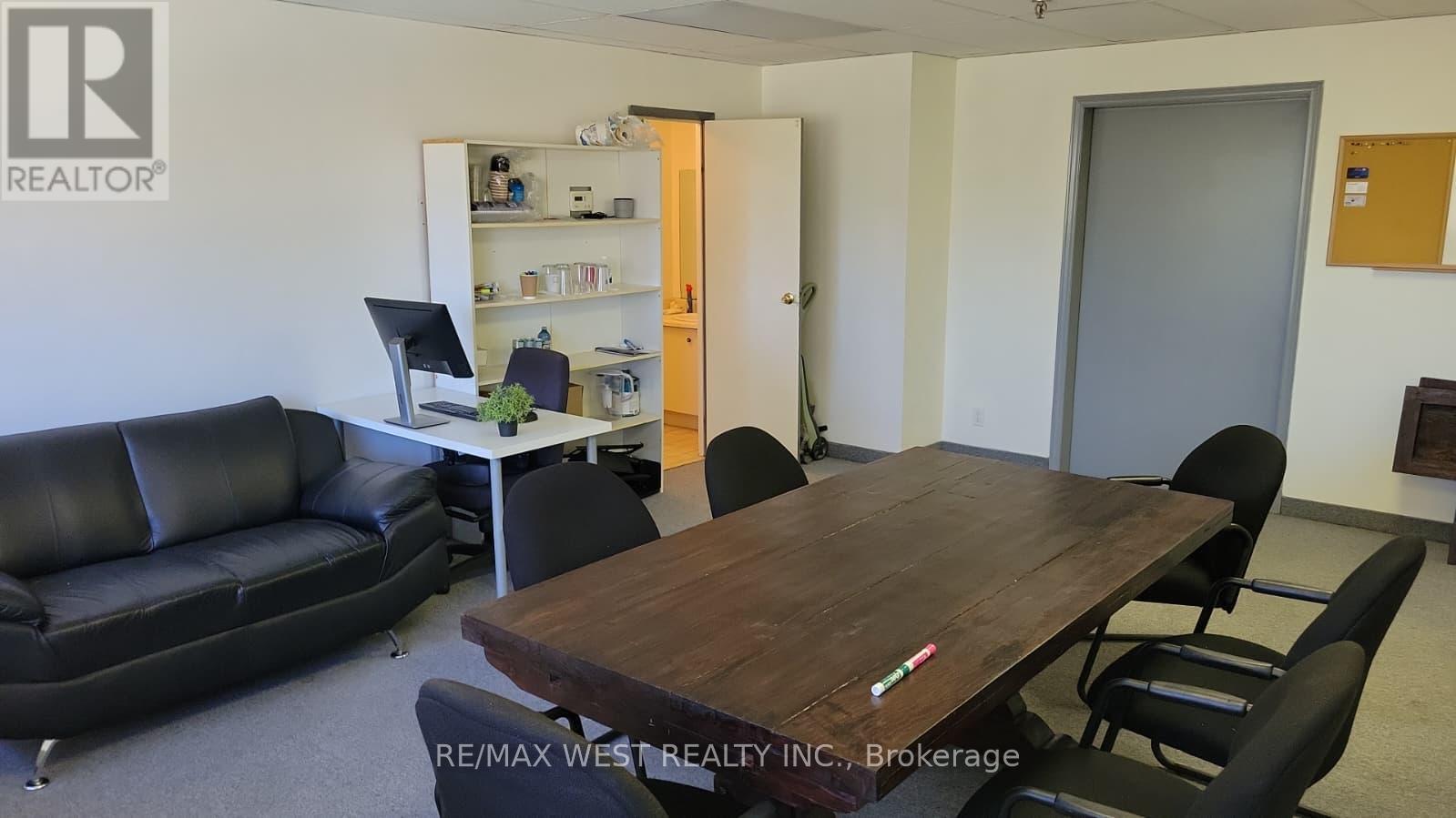 4 + 4b - 210 Drumlin Circle, Vaughan, Ontario  L4K 3E3 - Photo 39 - N13708736