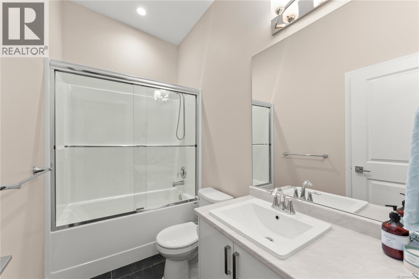 402 3351 Luxton Rd, Langford, British Columbia  V9C 0P2 - Photo 24 - 1047550
