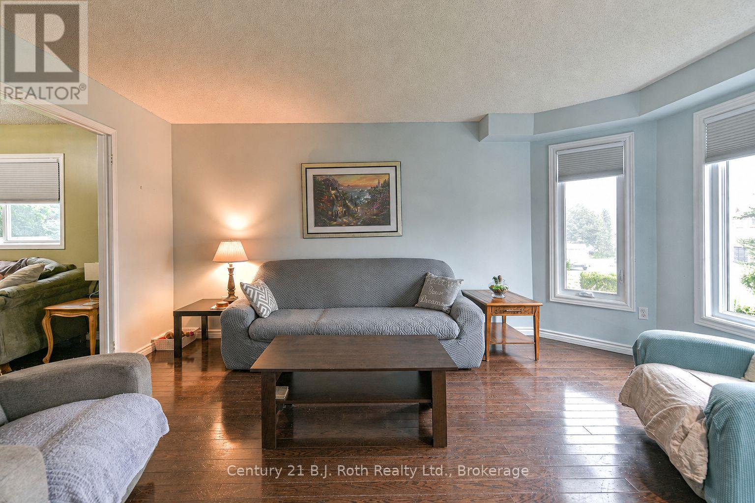 16 Frontier Avenue, Orillia, Ontario  L3V 7S8 - Photo 12 - S13710710