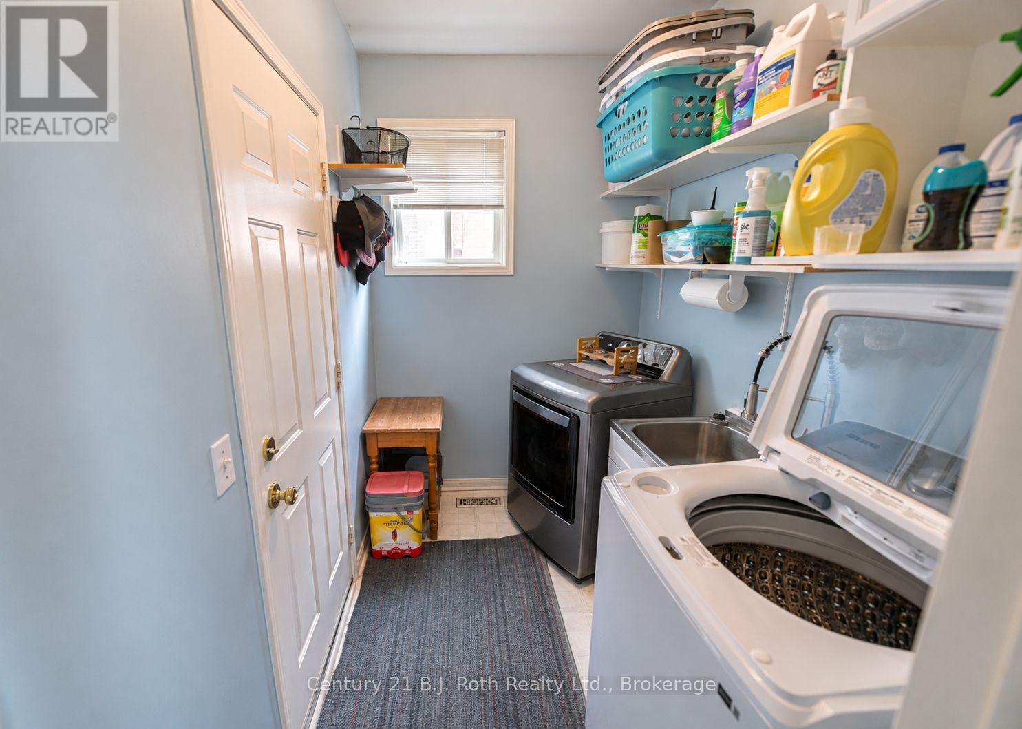 16 Frontier Avenue, Orillia, Ontario  L3V 7S8 - Photo 24 - S13710710