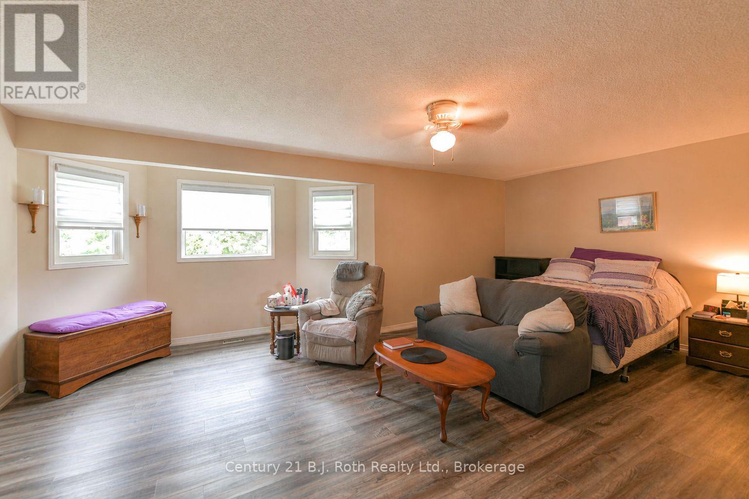 16 Frontier Avenue, Orillia, Ontario  L3V 7S8 - Photo 29 - S13710710