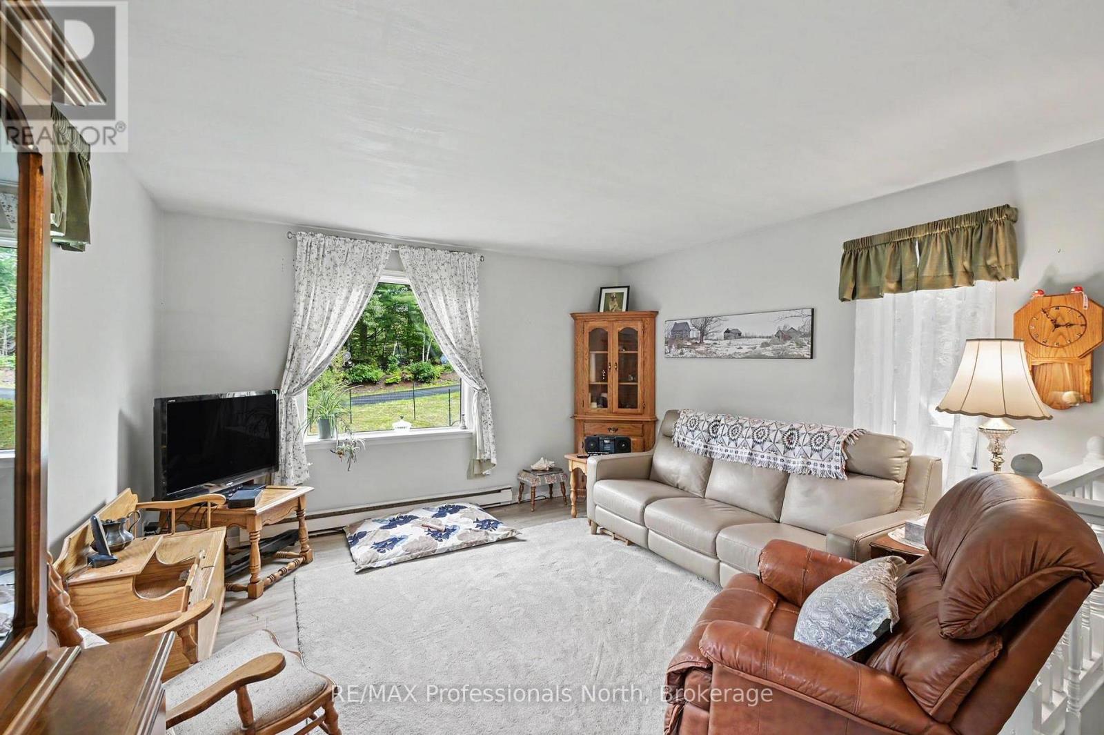 1297 Hunter Creek Road, Minden Hills, Ontario  K0M 2K0 - Photo 9 - X13710744