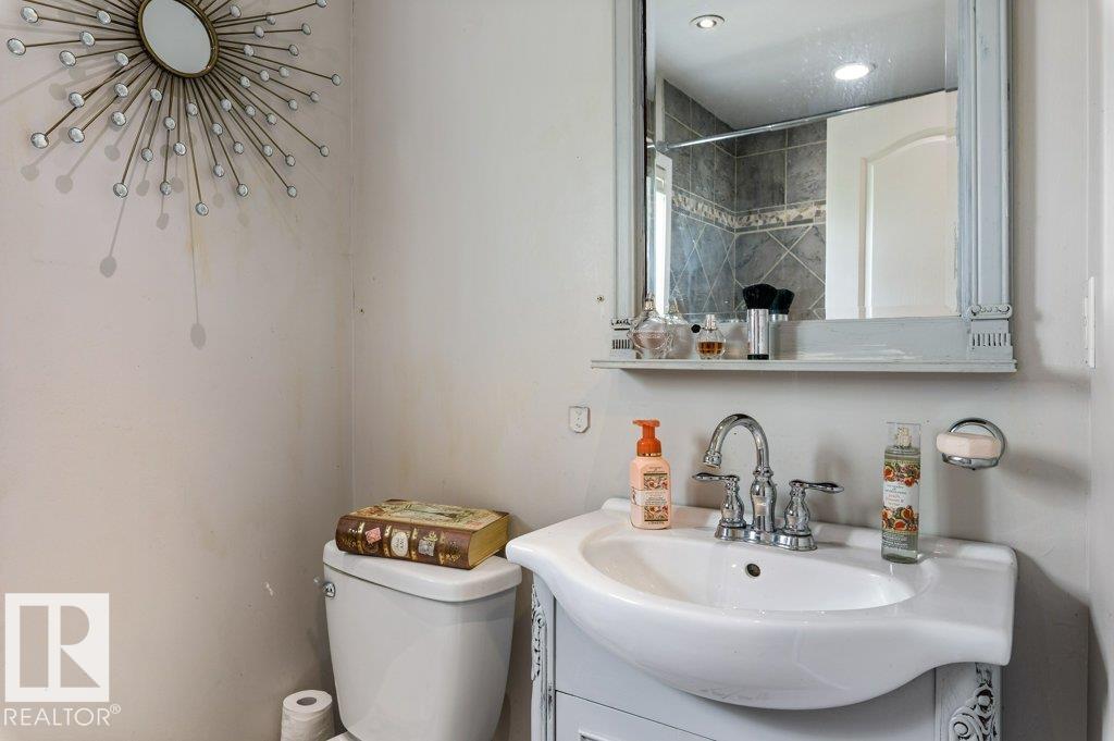11447 39 Av NW, Edmonton, Alberta  T6J 0M5 - Photo 7 - E4500493