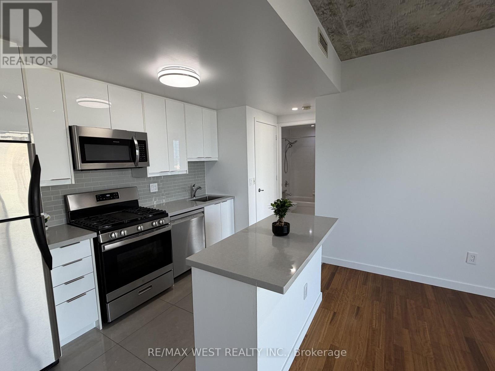 2408 - 281 Mutual Street, Toronto, Ontario  M4Y 3C4 - Photo 4 - C13710702