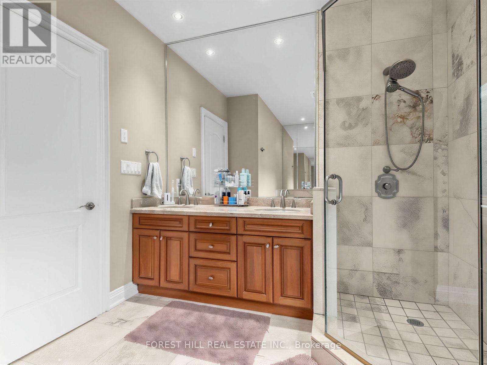 101 King High Avenue, Toronto, Ontario  M3H 3B3 - Photo 19 - C13710732