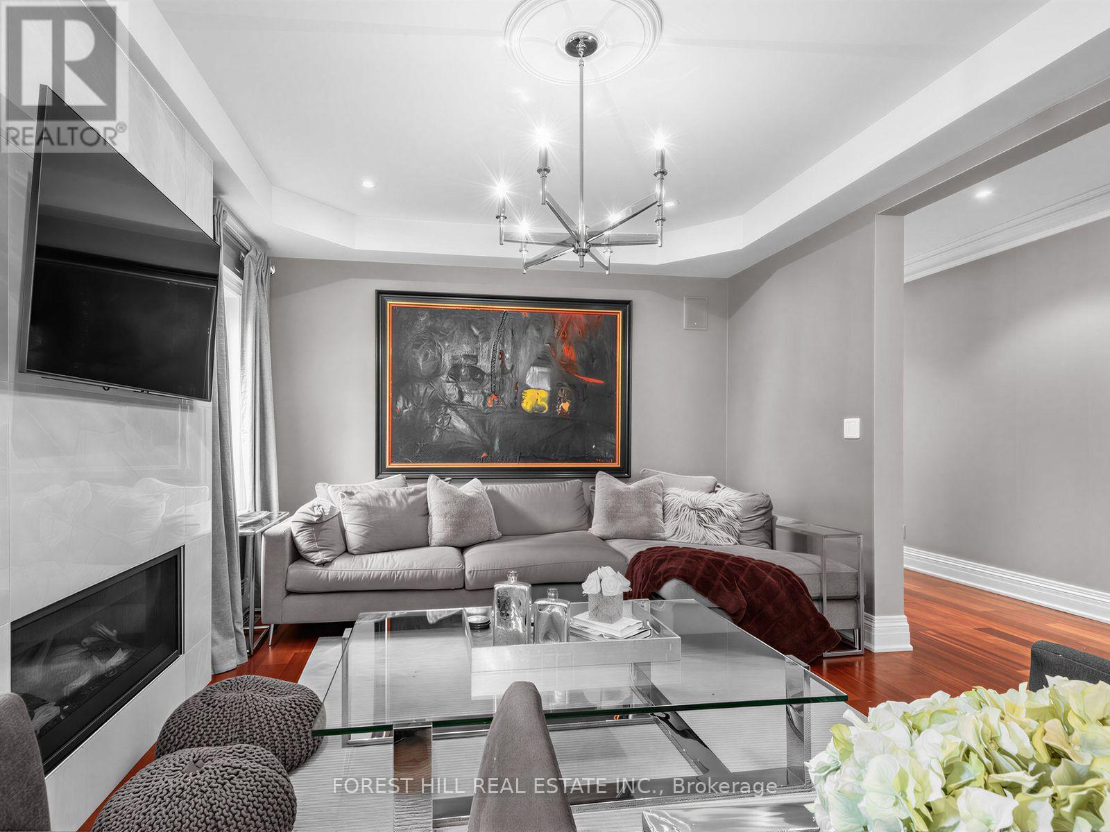 101 King High Avenue, Toronto, Ontario  M3H 3B3 - Photo 5 - C13710732
