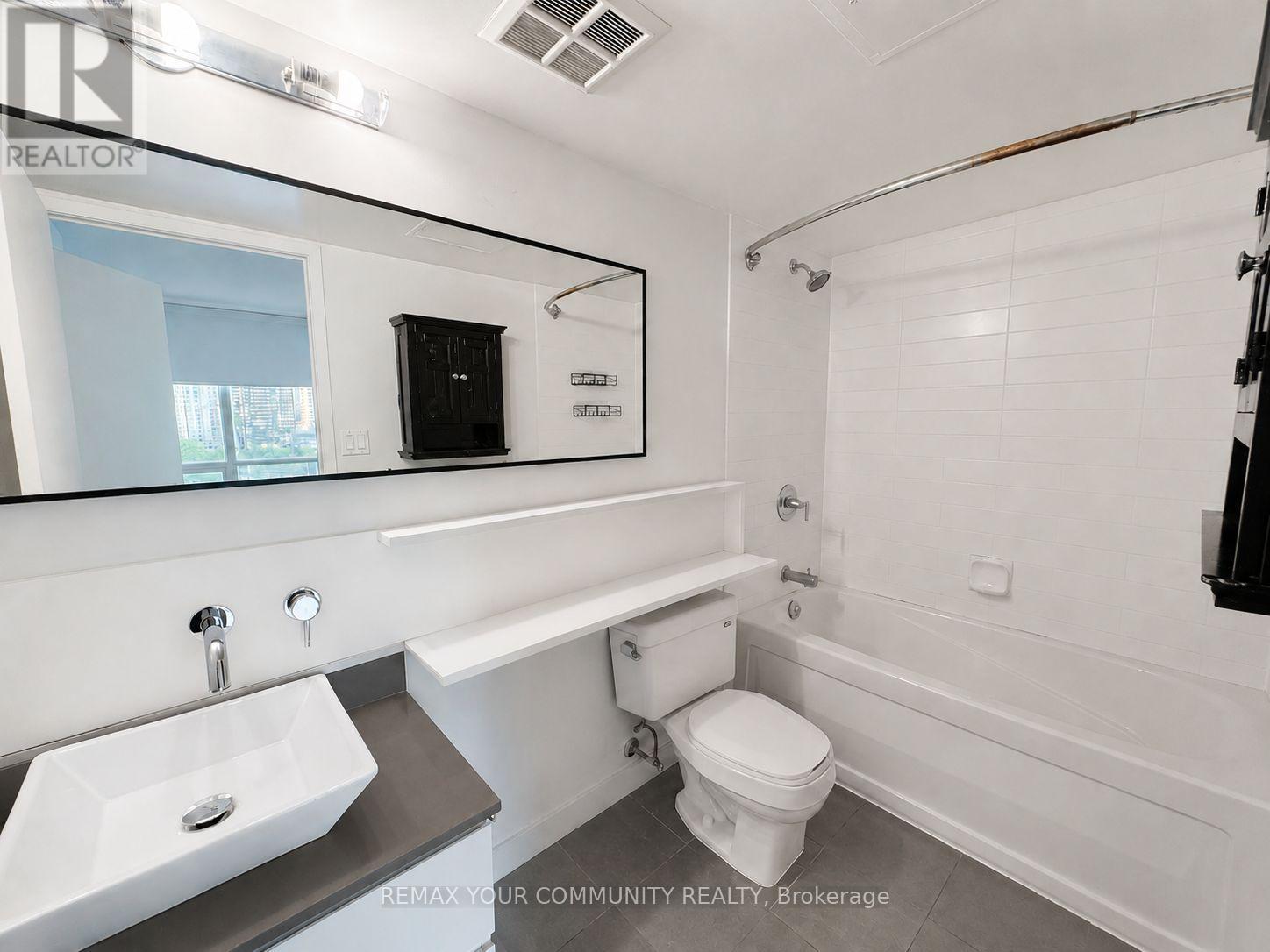 1103 - 15 Fort York Boulevard, Toronto, Ontario  M5V 3Y4 - Photo 12 - C13710788