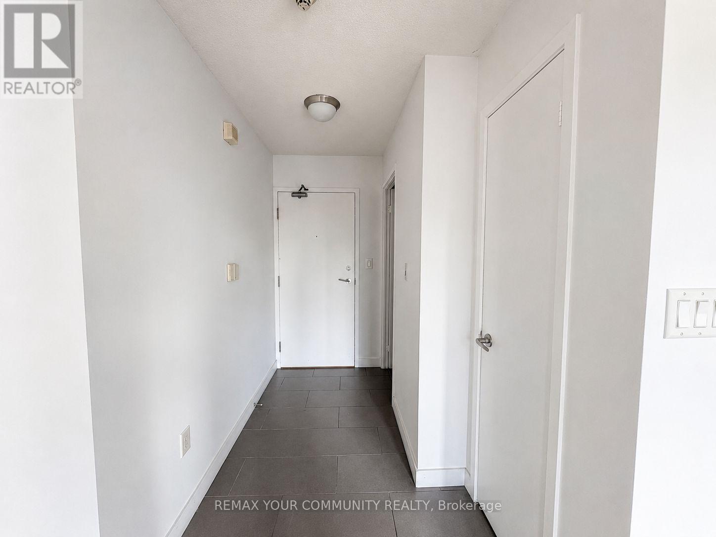 1103 - 15 Fort York Boulevard, Toronto, Ontario  M5V 3Y4 - Photo 2 - C13710788