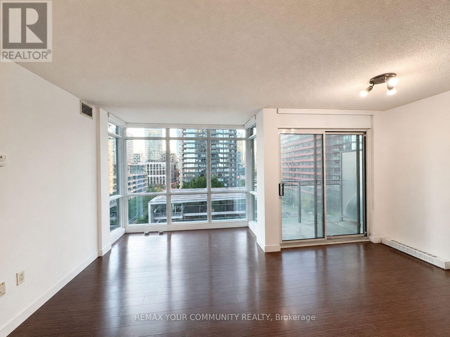 1103 - 15 Fort York Boulevard, Toronto, Ontario  M5V 3Y4 - Photo 3 - C13710788