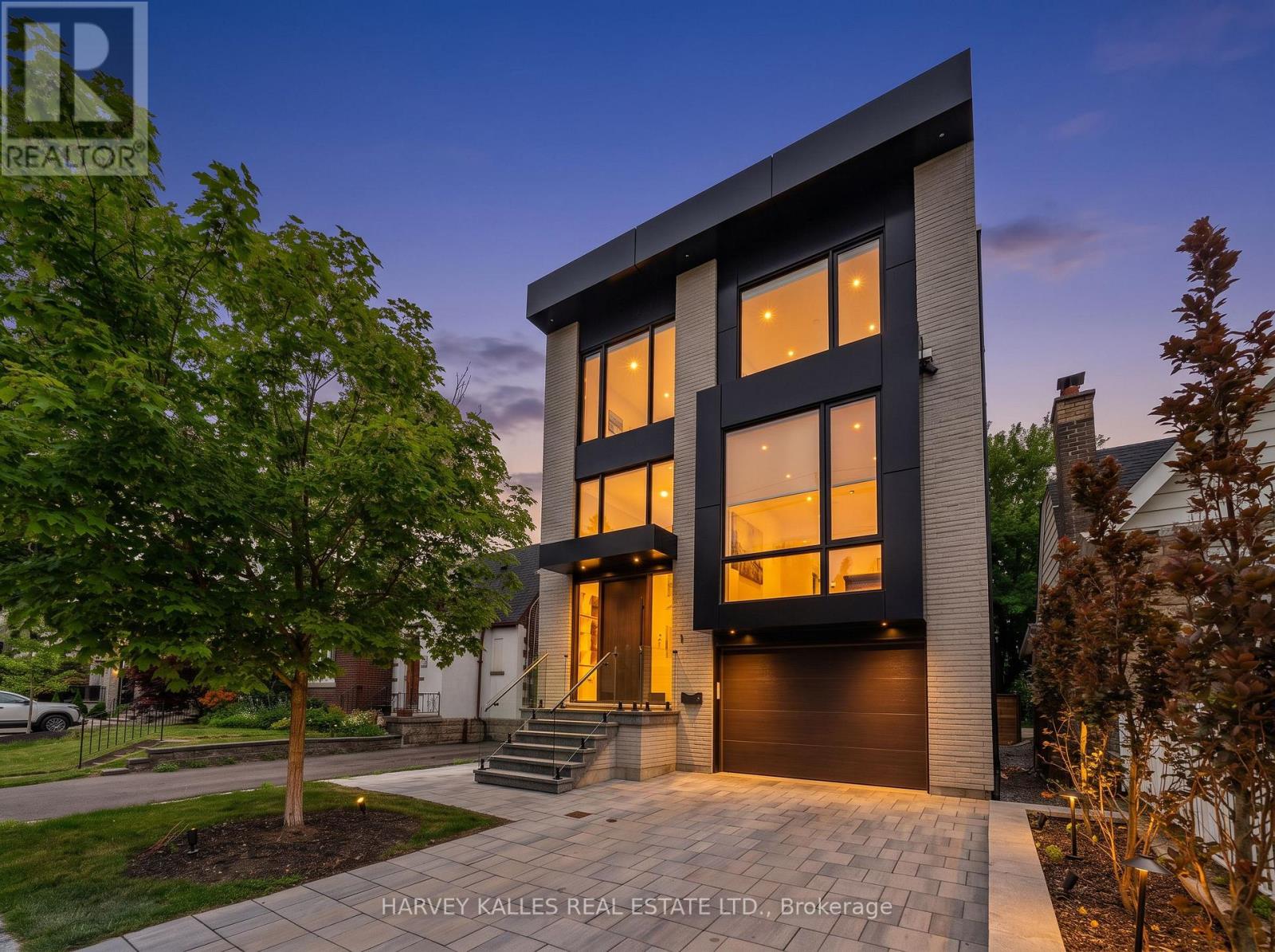 45 GLOUCESTER GROVE, Toronto, Ontario