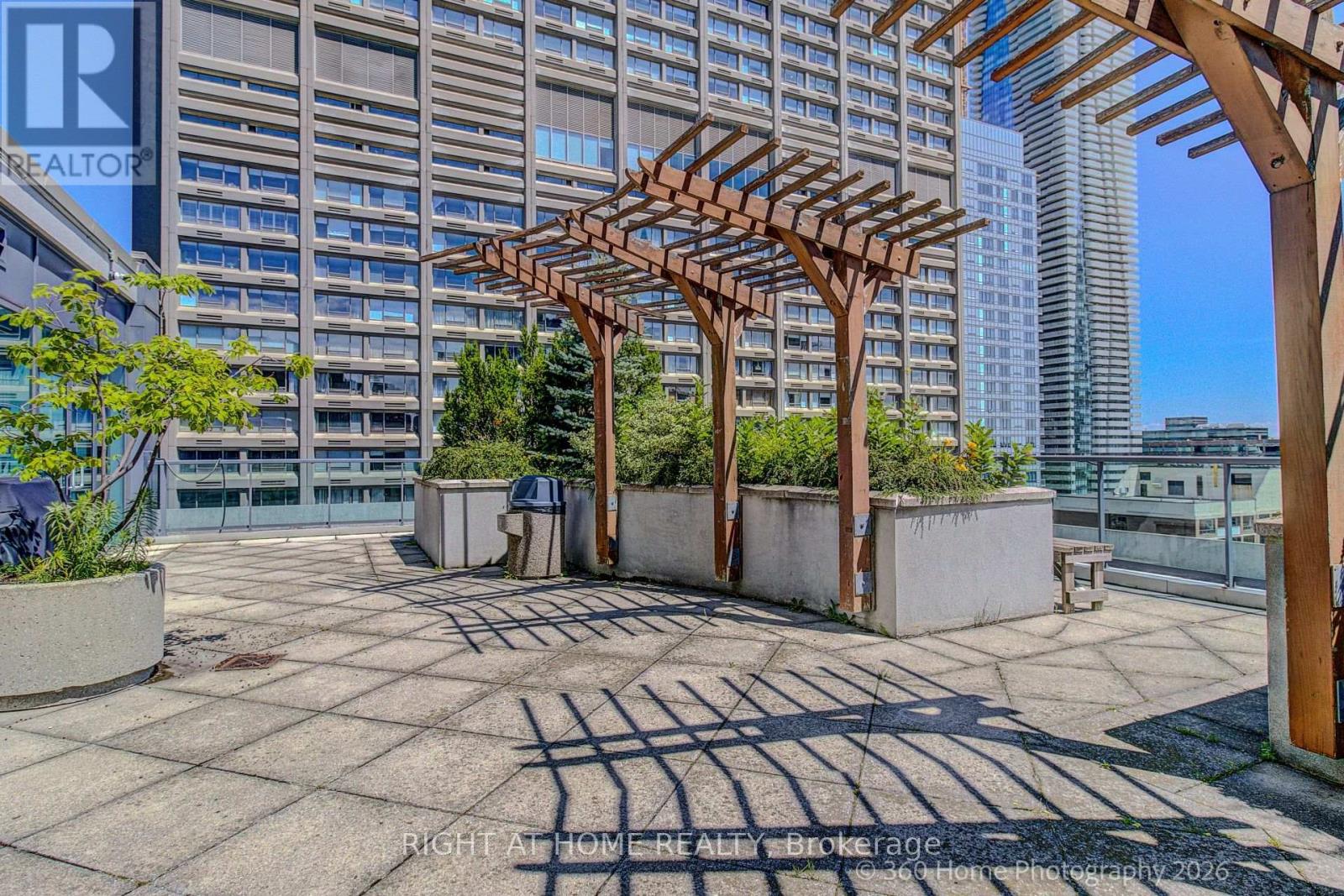 1907 - 1121 Bay Street, Toronto, Ontario  M5S 2B3 - Photo 23 - C13710846