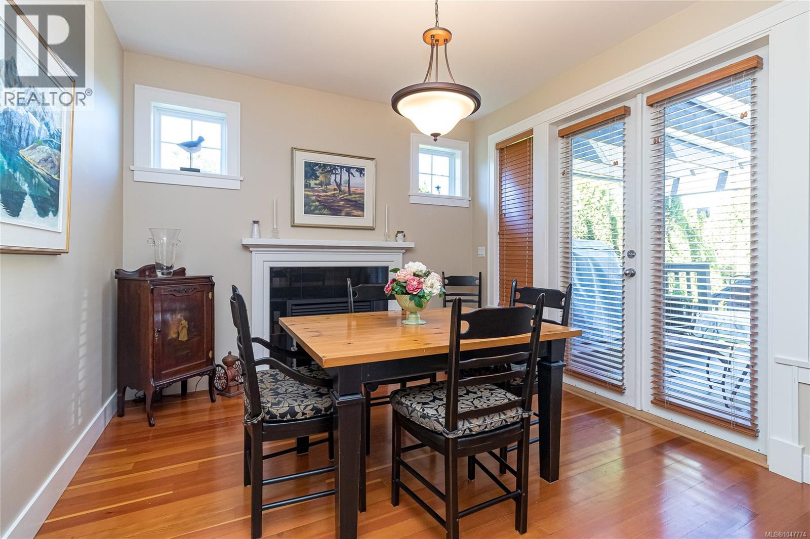 376 Sylvia St, Victoria, British Columbia  V8V 1C6 - Photo 17 - 1047774