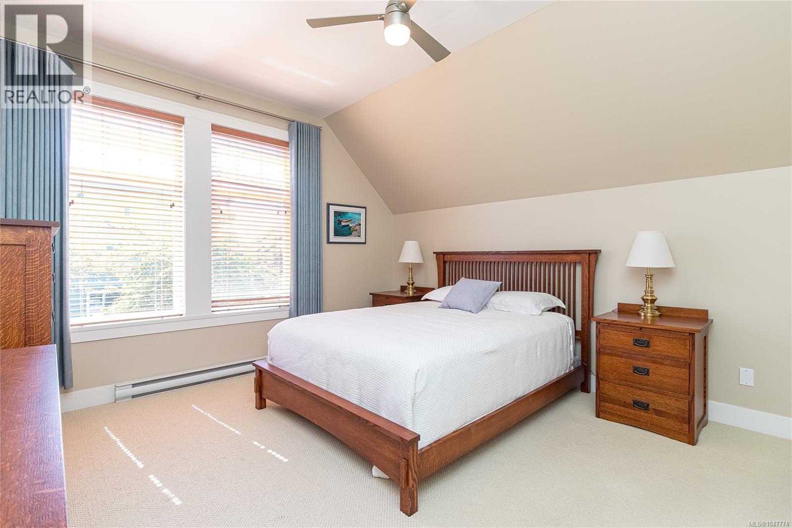 376 Sylvia St, Victoria, British Columbia  V8V 1C6 - Photo 20 - 1047774