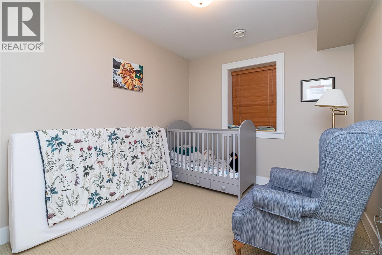 376 Sylvia St, Victoria, British Columbia  V8V 1C6 - Photo 25 - 1047774