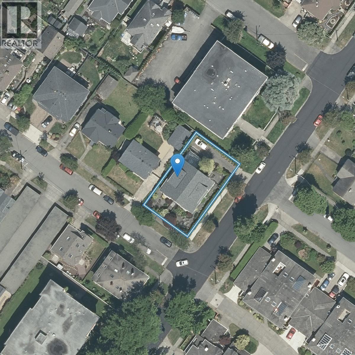 376 Sylvia St, Victoria, British Columbia  V8V 1C6 - Photo 35 - 1047774
