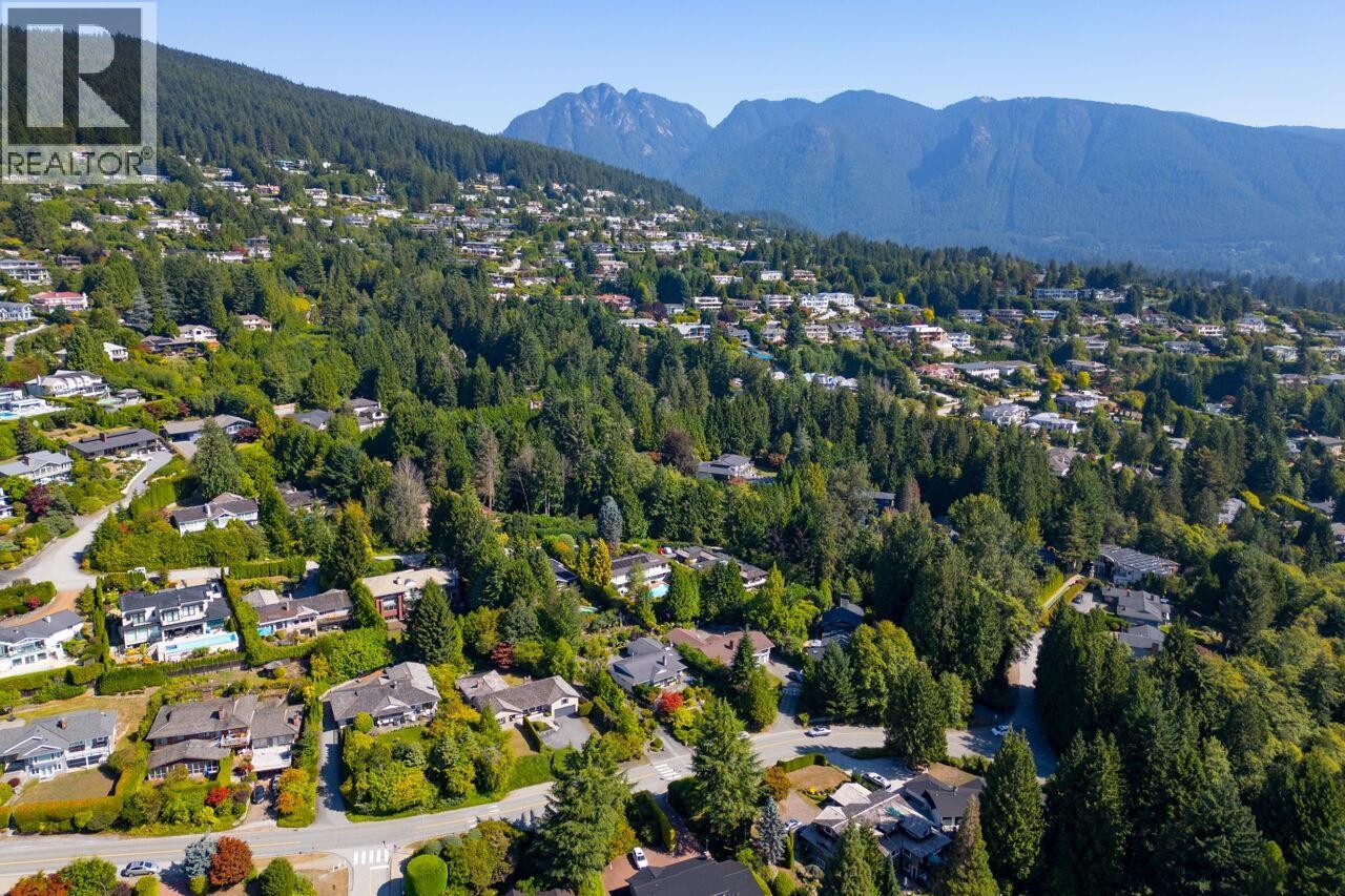 1181 Chartwell Drive, West Vancouver, British Columbia  V7S 2R1 - Photo 38 - R3157980