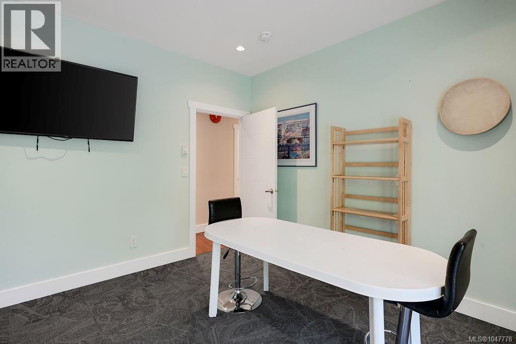 105 2245 James White Blvd, Sidney, British Columbia  V8L 1Z5 - Photo 49 - 1047778