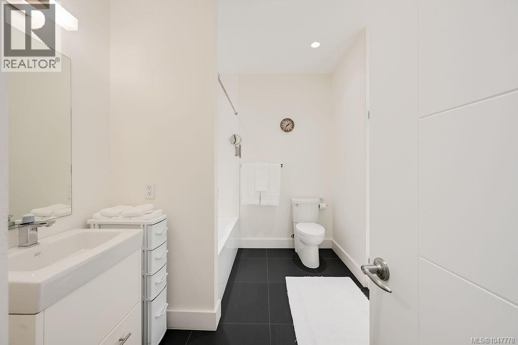 105 2245 James White Blvd, Sidney, British Columbia  V8L 1Z5 - Photo 46 - 1047778