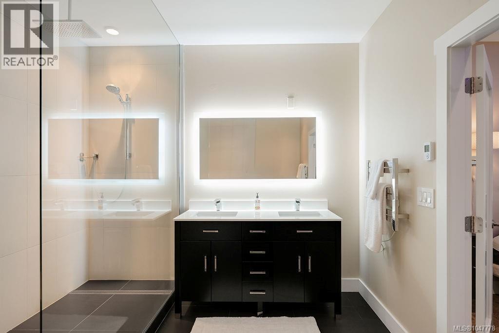 105 2245 James White Blvd, Sidney, British Columbia  V8L 1Z5 - Photo 40 - 1047778