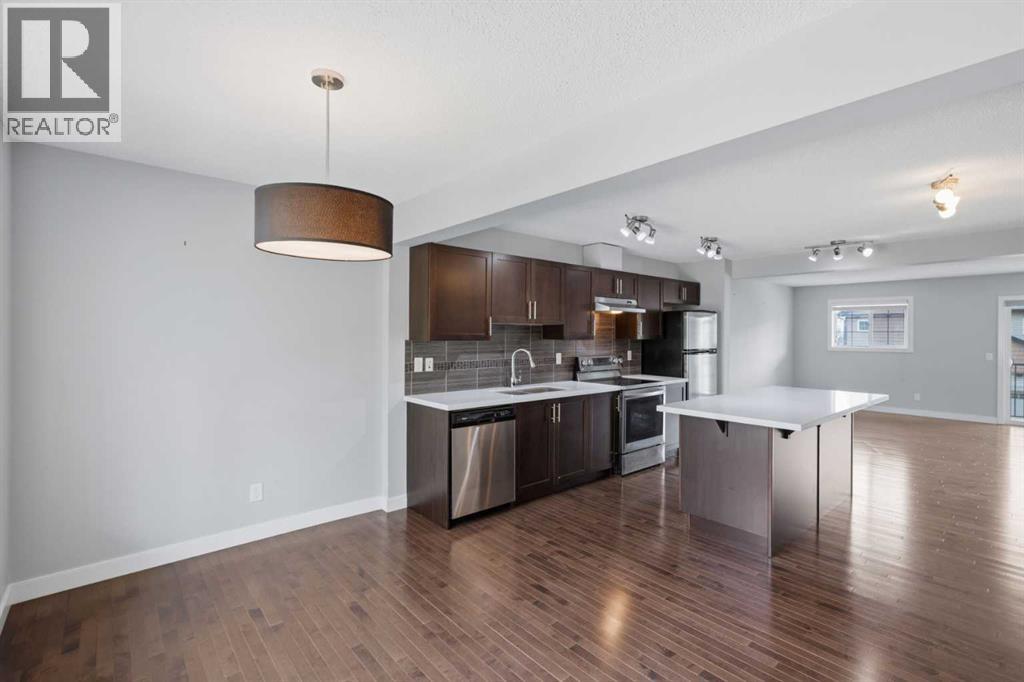 29 Pantego Lane NW, Calgary, Alberta  T3K 0T1 - Photo 6 - A2336802