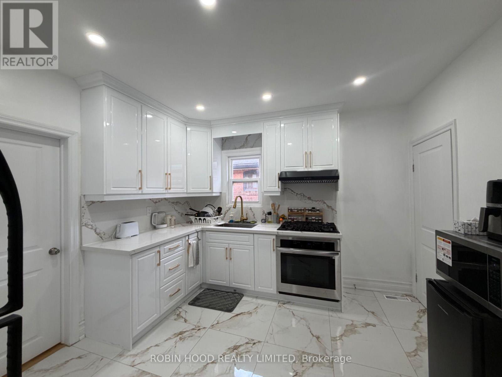 329 O'connor Drive, Toronto, Ontario  M4J 2V2 - Photo 11 - E13710690
