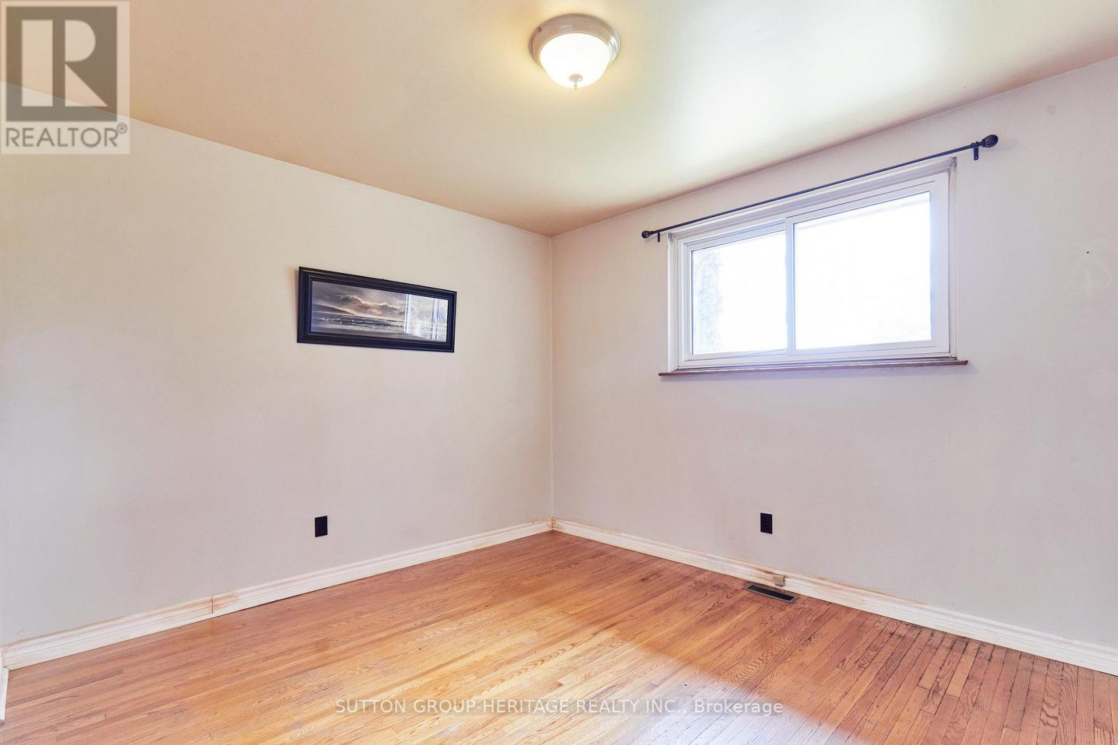 208 Farewell Street, Oshawa, Ontario  L1H 6L7 - Photo 16 - E13710758