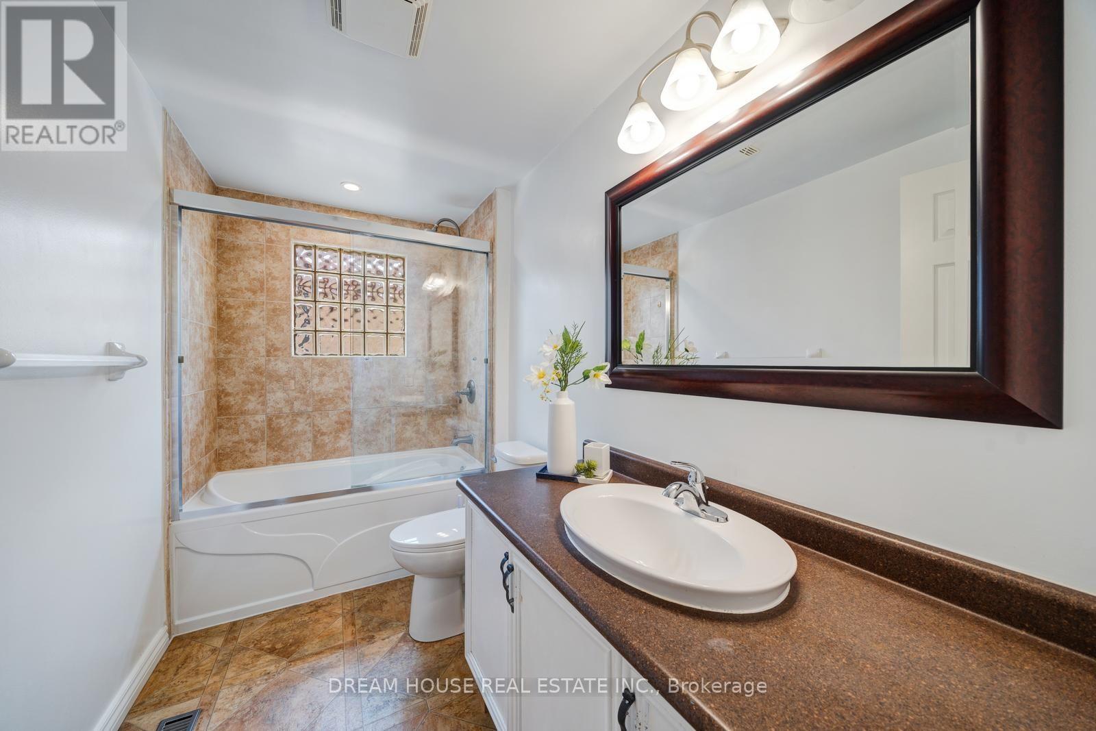 73 Hewitt Crescent, Ajax, Ontario  L1S 7B4 - Photo 31 - E13710762