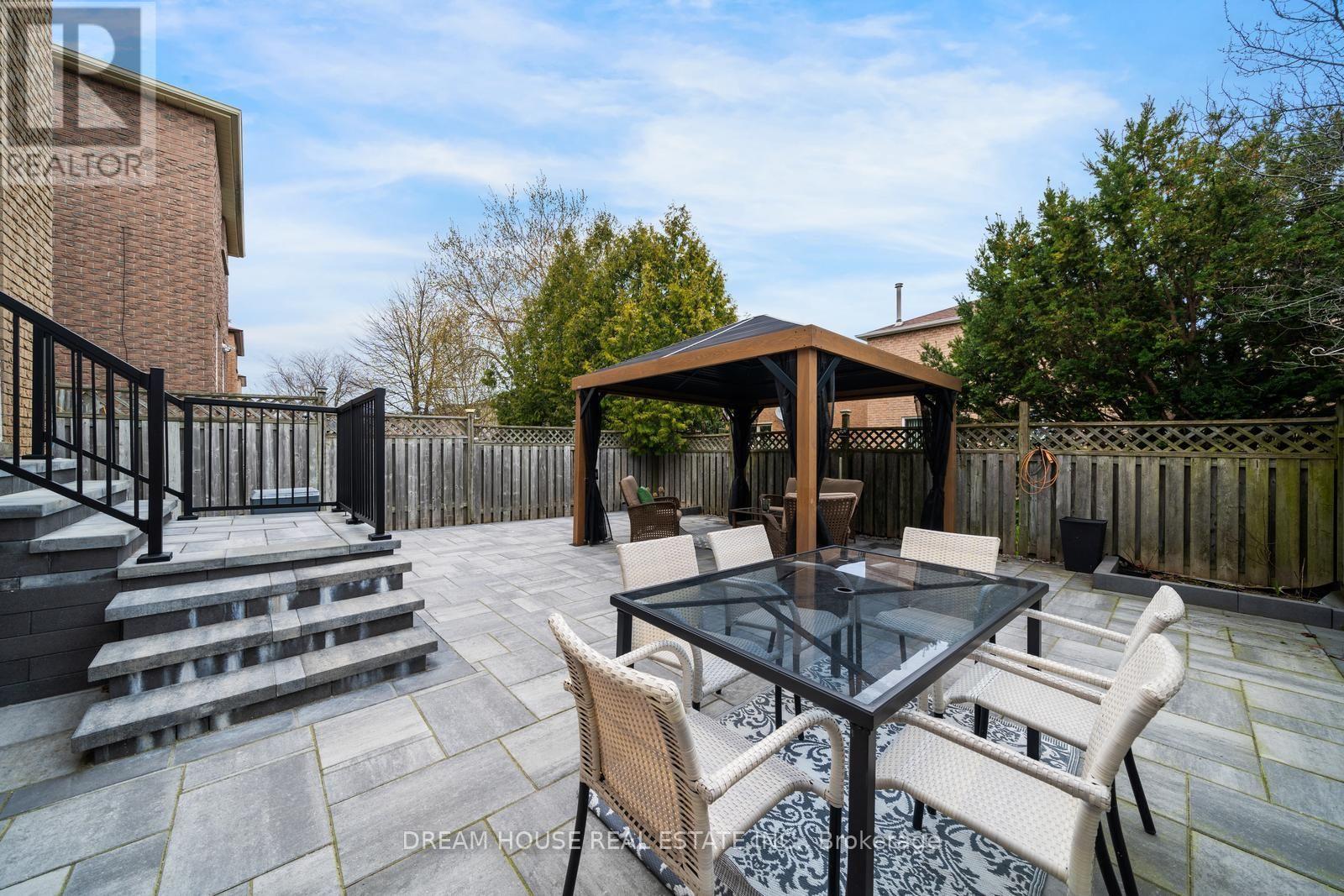 73 Hewitt Crescent, Ajax, Ontario  L1S 7B4 - Photo 44 - E13710762