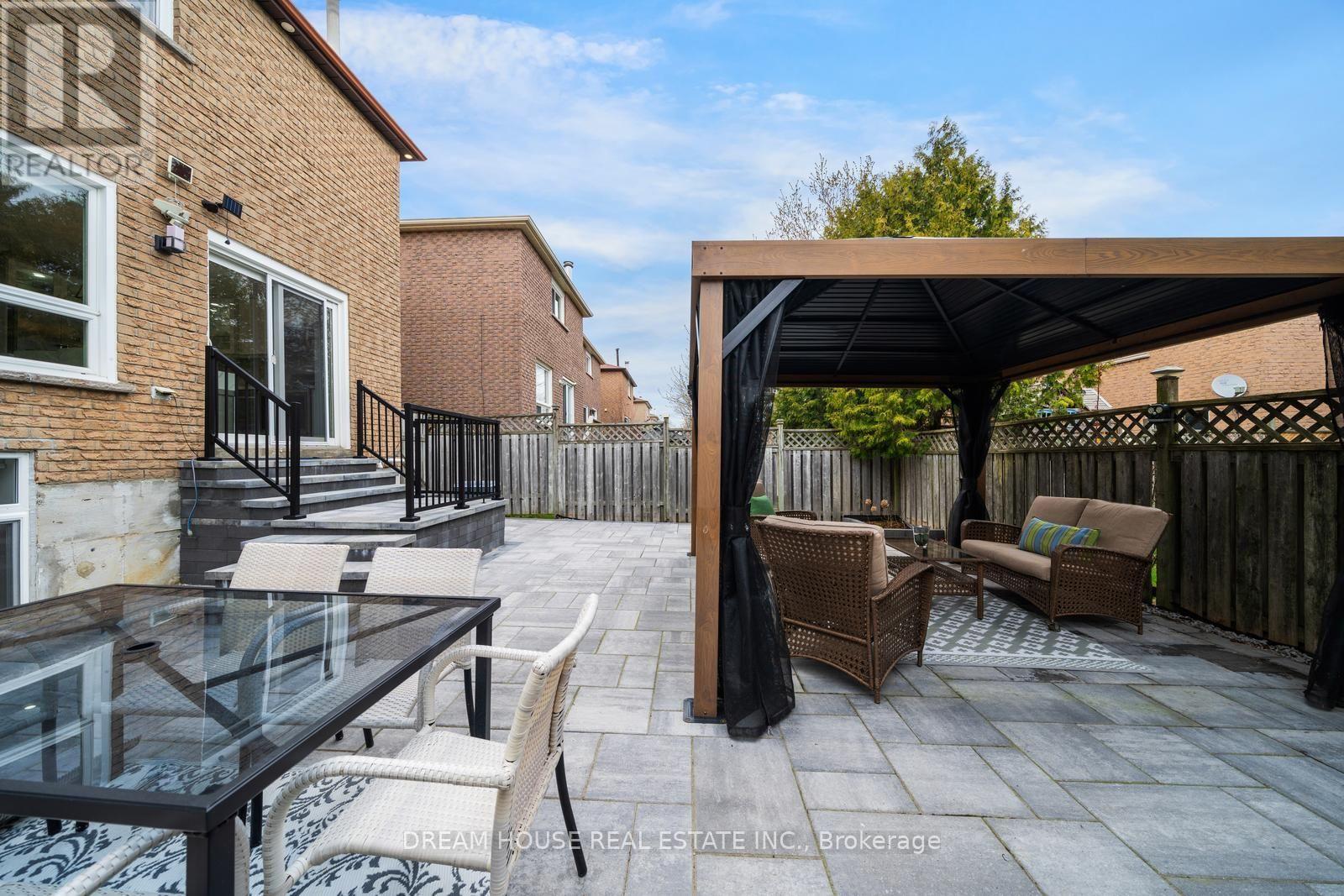 73 Hewitt Crescent, Ajax, Ontario  L1S 7B4 - Photo 45 - E13710762