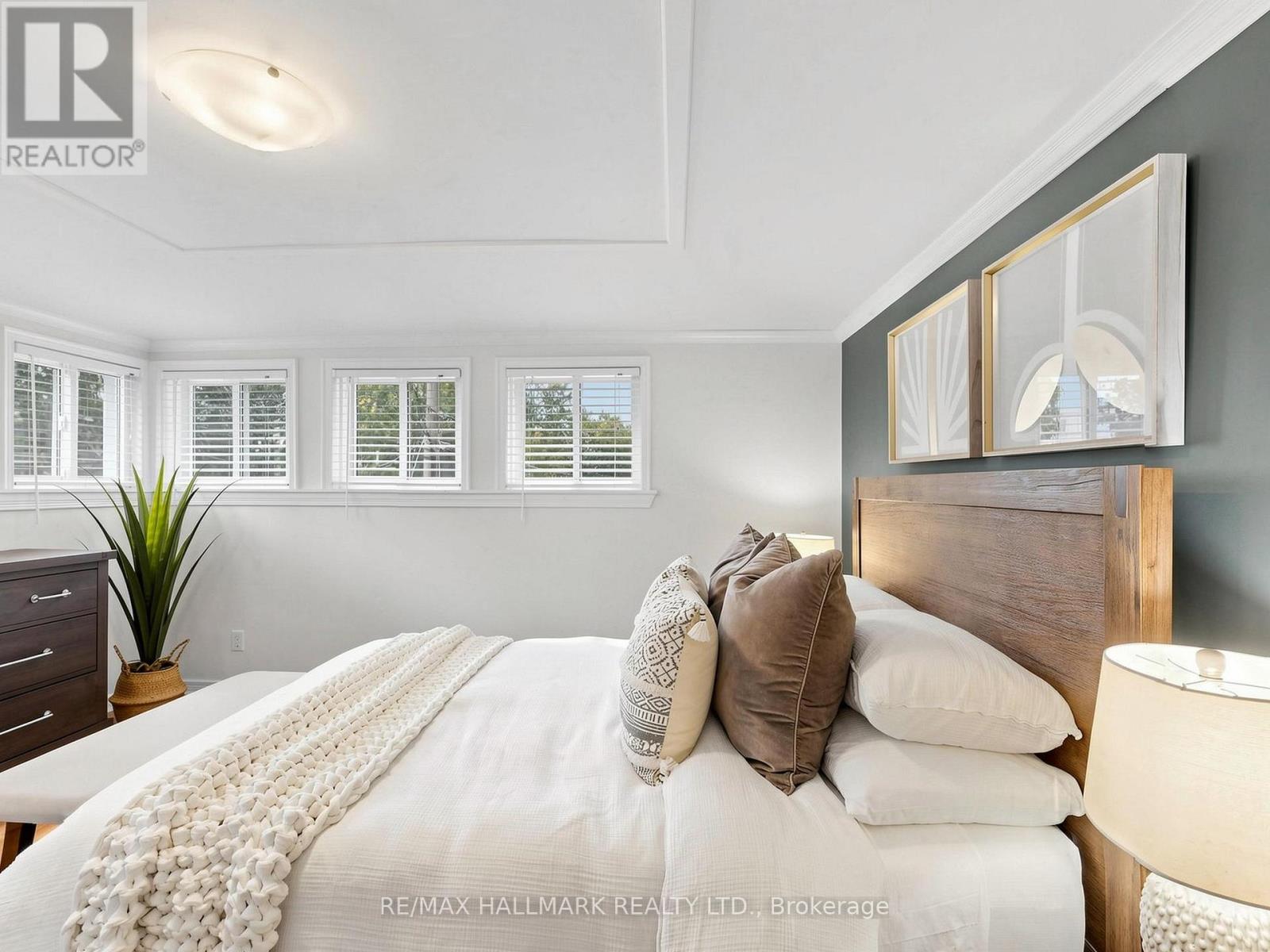 108 Knox Avenue, Toronto, Ontario  M4L 2P2 - Photo 24 - E13710772