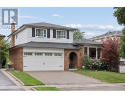 128 HOLMCREST TRAIL, Toronto, Ontario