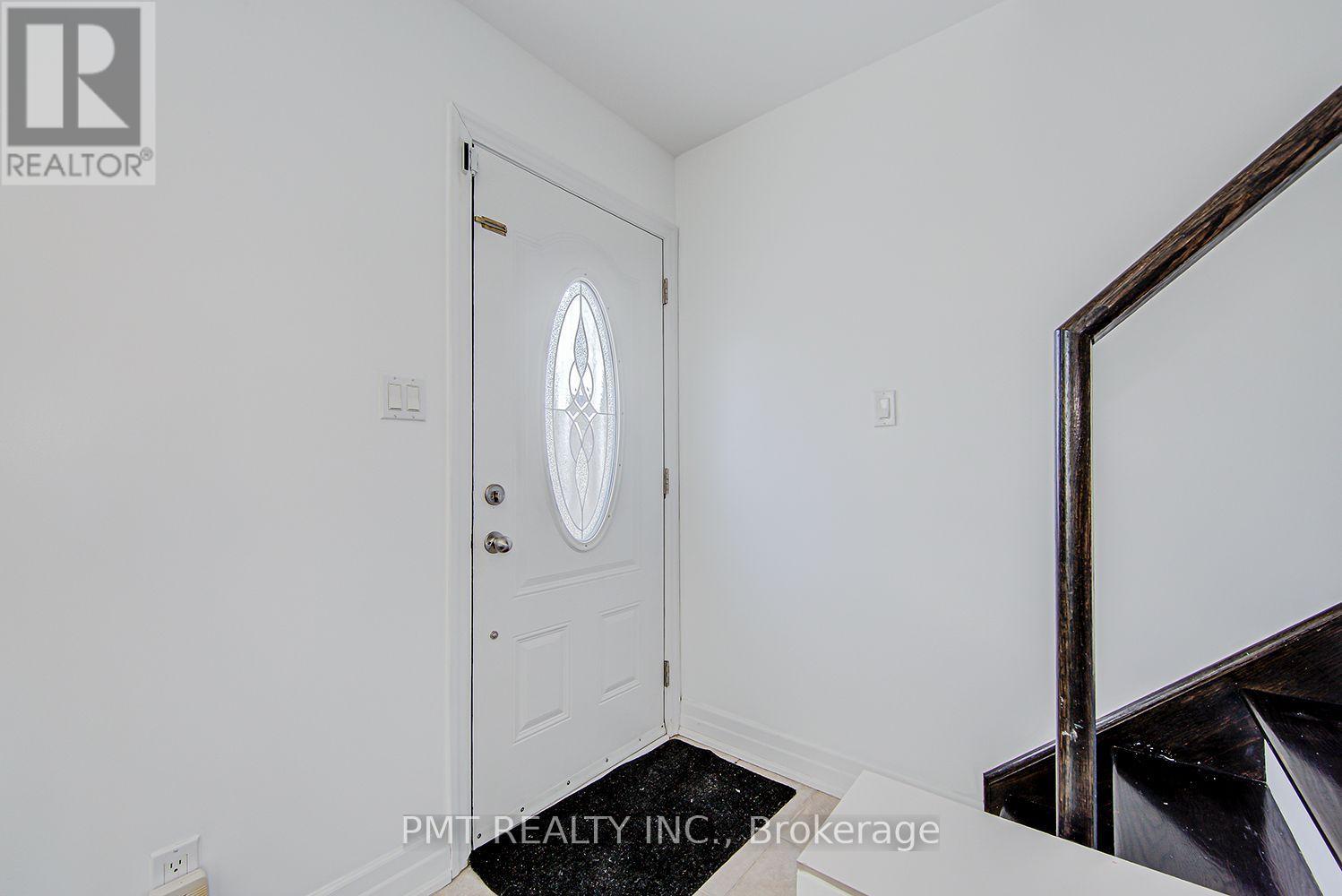 14 Coventry Street, Toronto, Ontario  M1L 0H1 - Photo 3 - E13710816