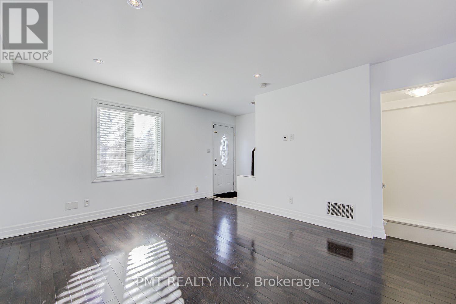 14 Coventry Street, Toronto, Ontario  M1L 0H1 - Photo 5 - E13710816
