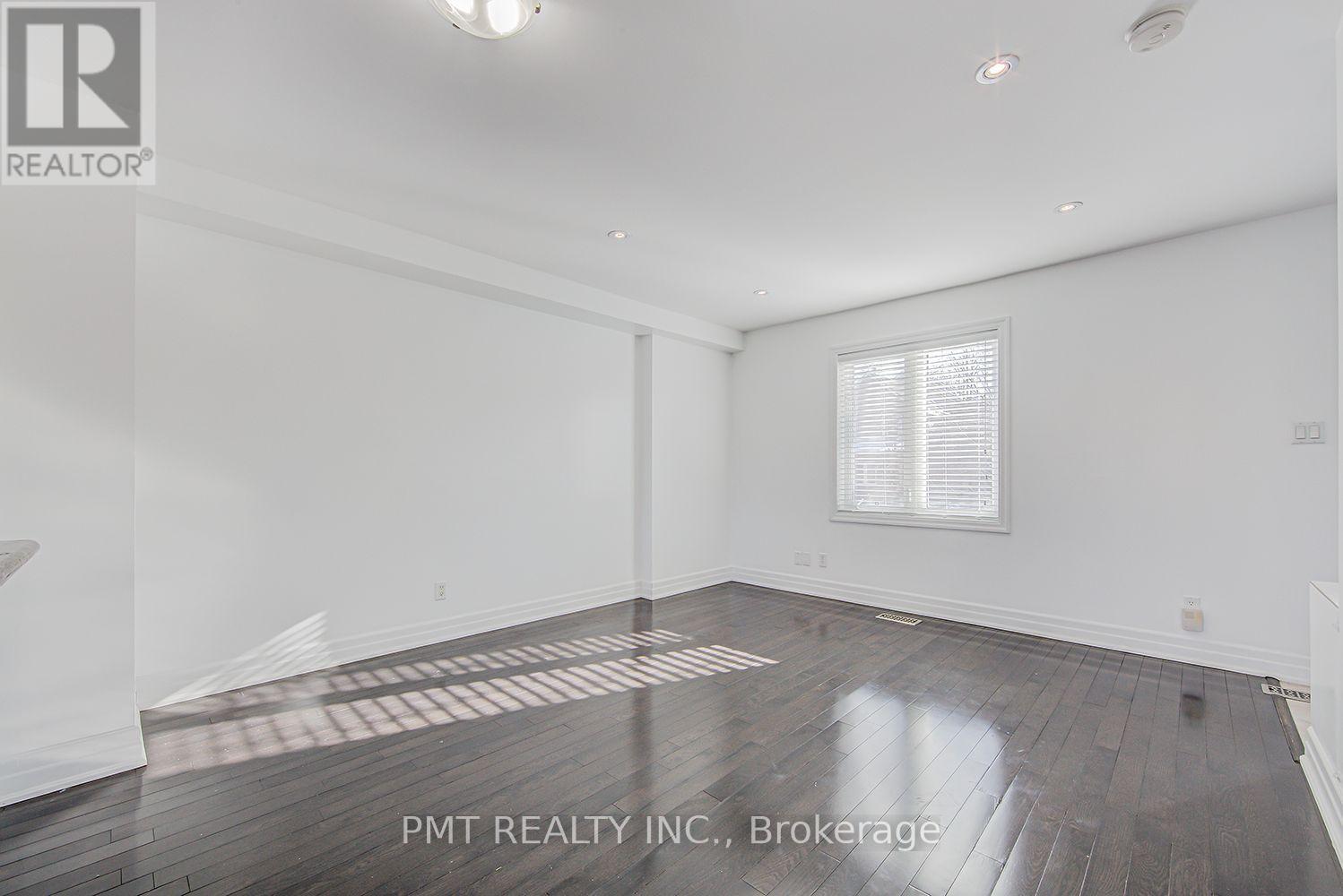 14 Coventry Street, Toronto, Ontario  M1L 0H1 - Photo 6 - E13710816
